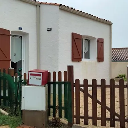 Maison T3 Avec Mezzanine, Jardin Paysage Et Parking Privatif, A 1 Km De La De Tanchet - Fr-1-331-228 Vakantiehuis Les Sables-dʼOlonne